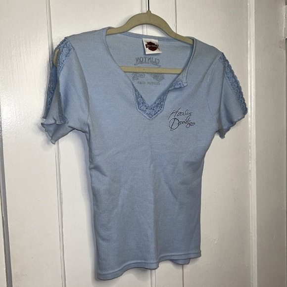 Harley-Davidson Baby Blue Lace Neckline Micro Ribbed Knit Babydoll Graphic Tee M - Picture 3 of 11